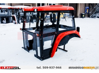 Kabina C-330 NAGLAK dach i błotniki z tworzywa (włókno szklane) SZYBY BOCZNE UCHYLNE